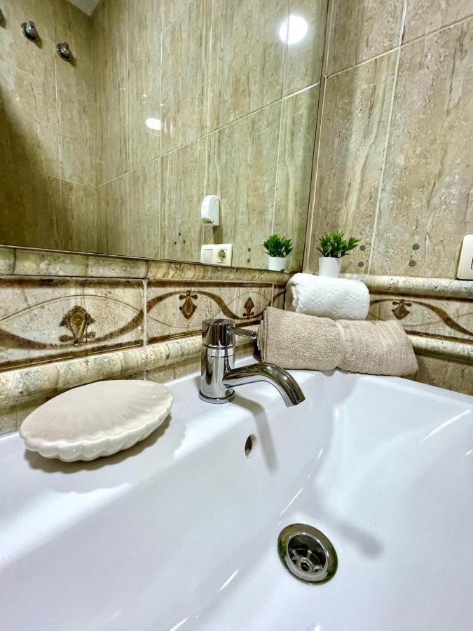 Gatu Villa Gadir, Preferente Mayores De 25 Anos Y Familias Cádiz Kültér fotó